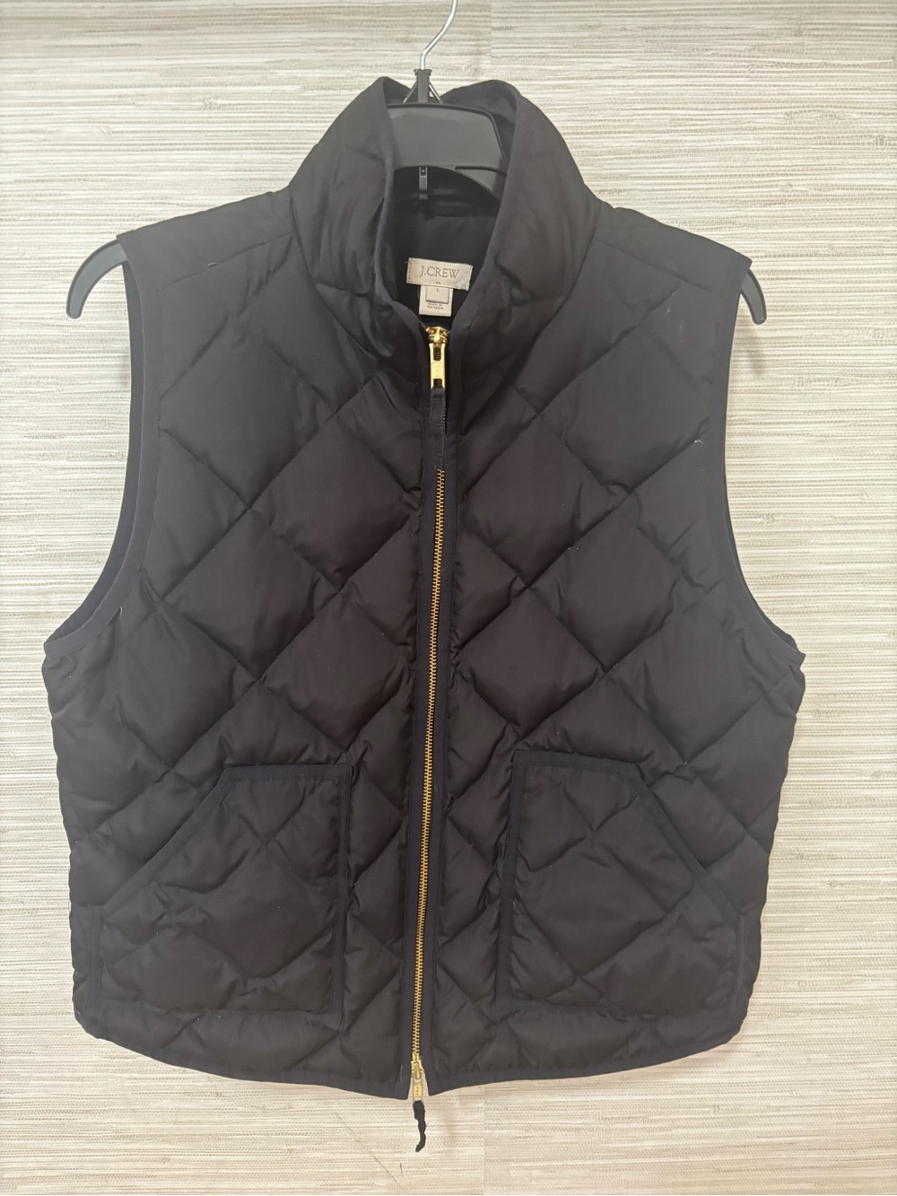 JCrew Factory women black quilted vest large